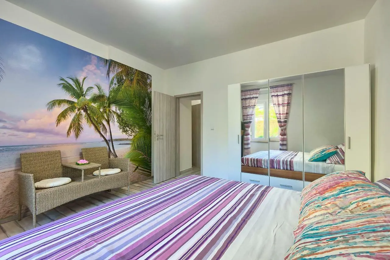 Apartment Amfiteatar Moris Pula Croatia
